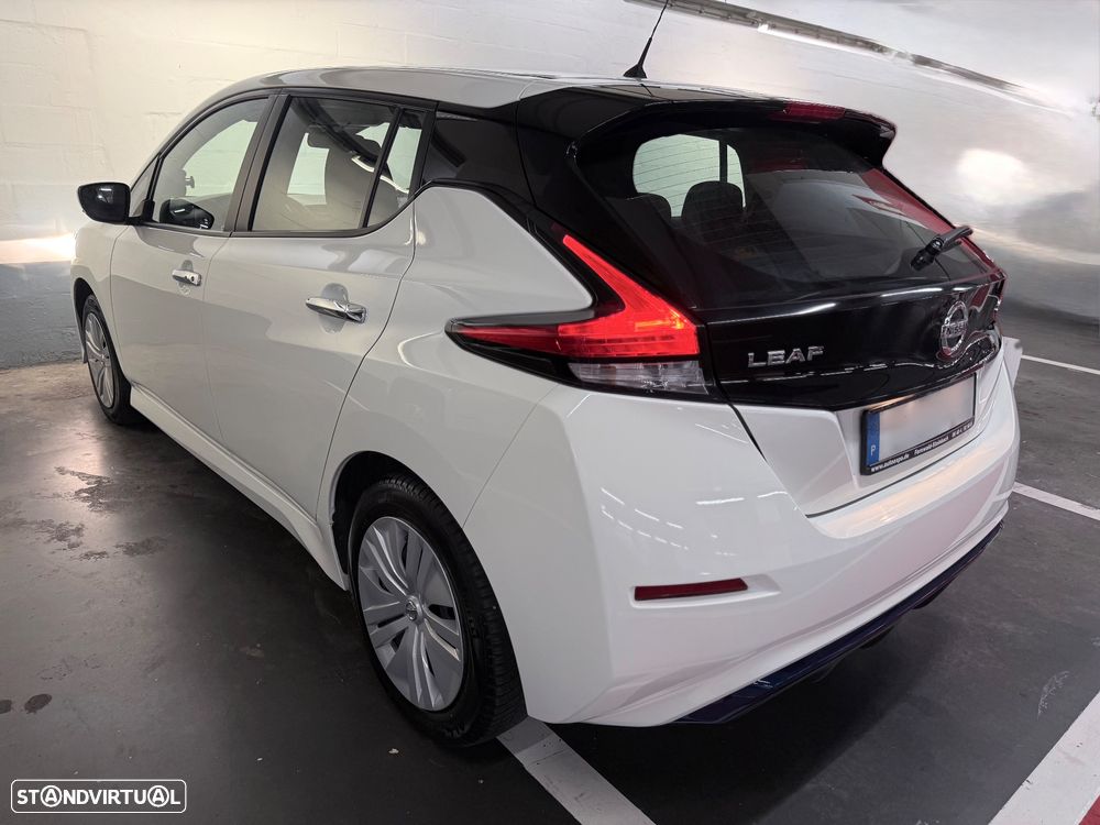 Nissan Leaf - 4