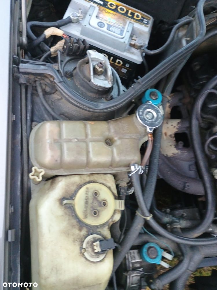 Mercedes-Benz W201 (190) - 11