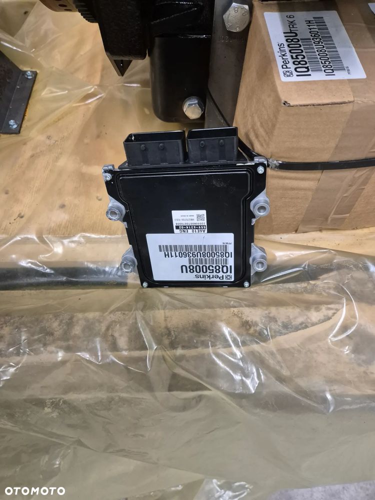 Silnik perkins 404J E22T - 10