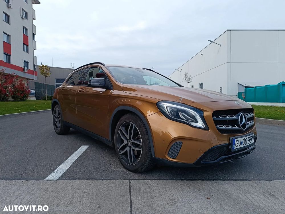 Mercedes-Benz GLA 220 d 4MATIC 7G-DCT Urban - 2
