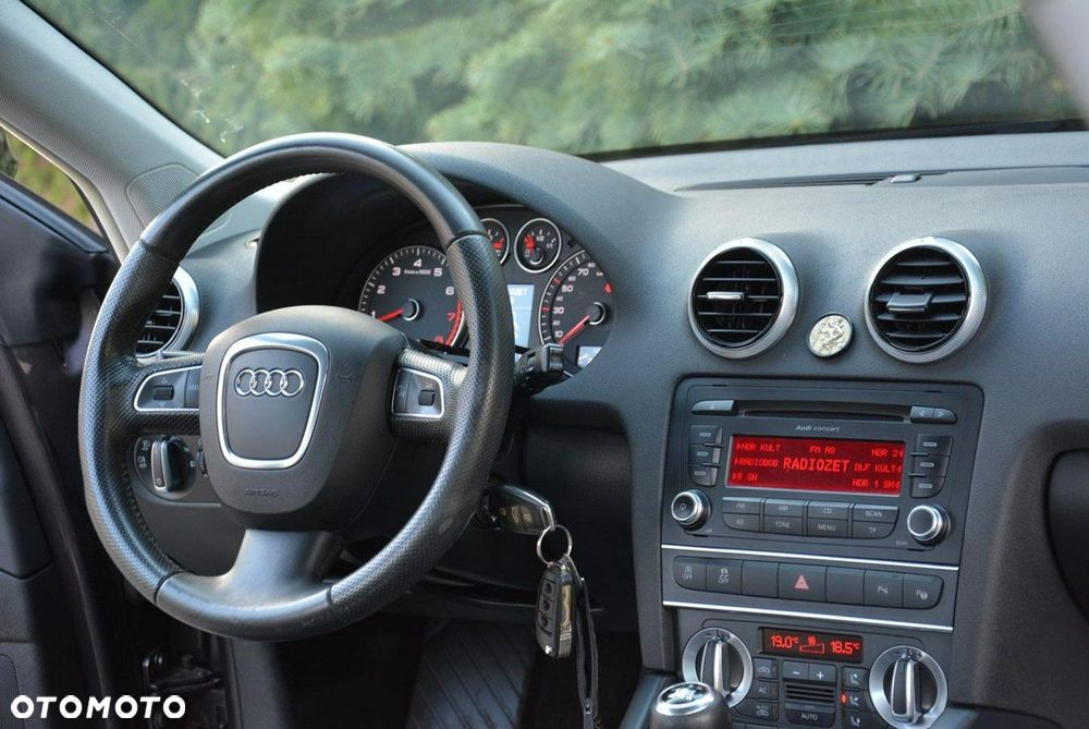 Audi A3 Sportback 1.4 TFSI Attraction - 19