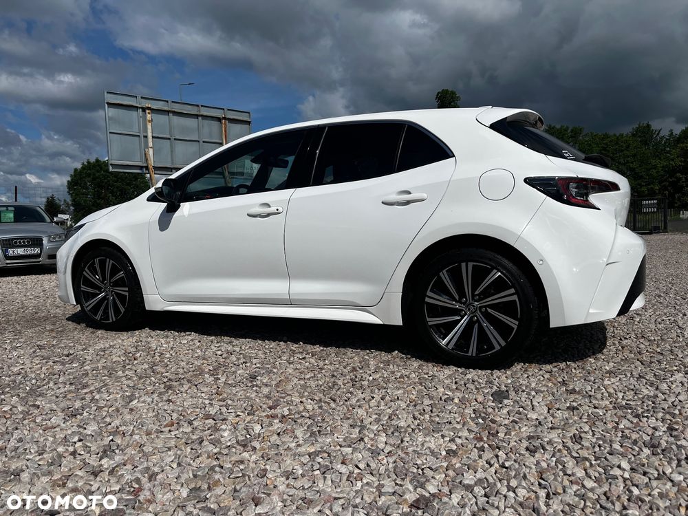 Toyota Corolla - 5
