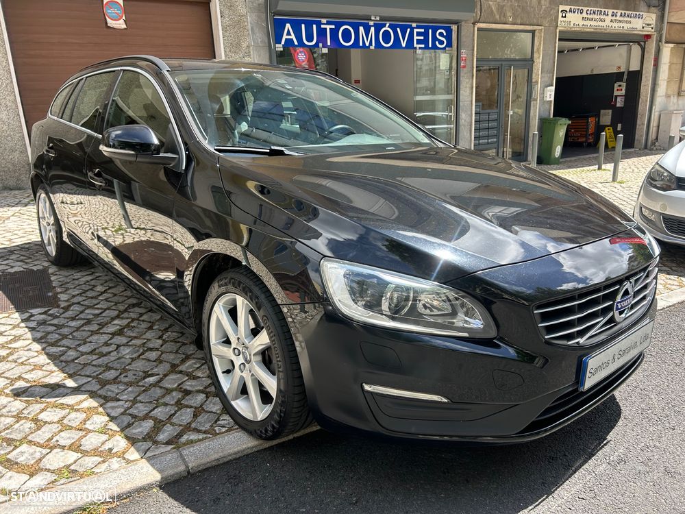 Volvo V60 2.0 D3 Momentum - 11