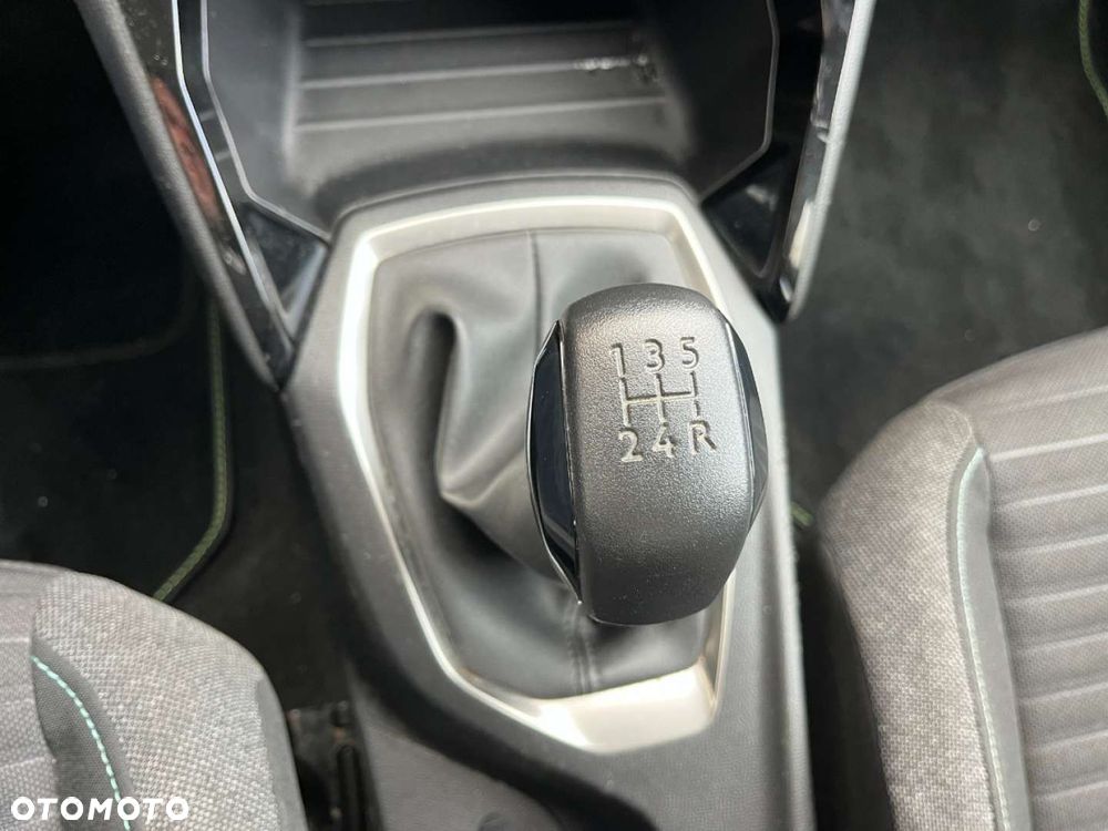 Peugeot 208 1.2 PureTech Style S&S - 16
