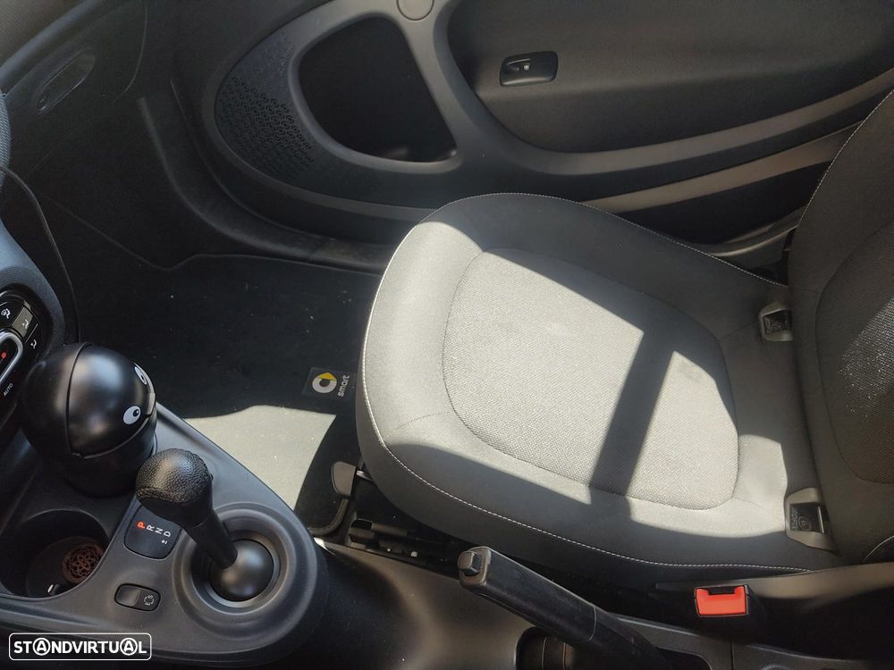 Smart ForTwo Coupé 1.0 mhd Passion 71 - 9