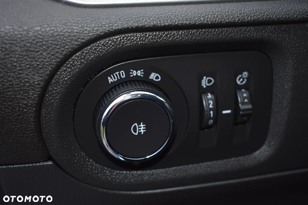 Opel Grandland X 1.5 D Start/Stop Automatik Design Line - 25