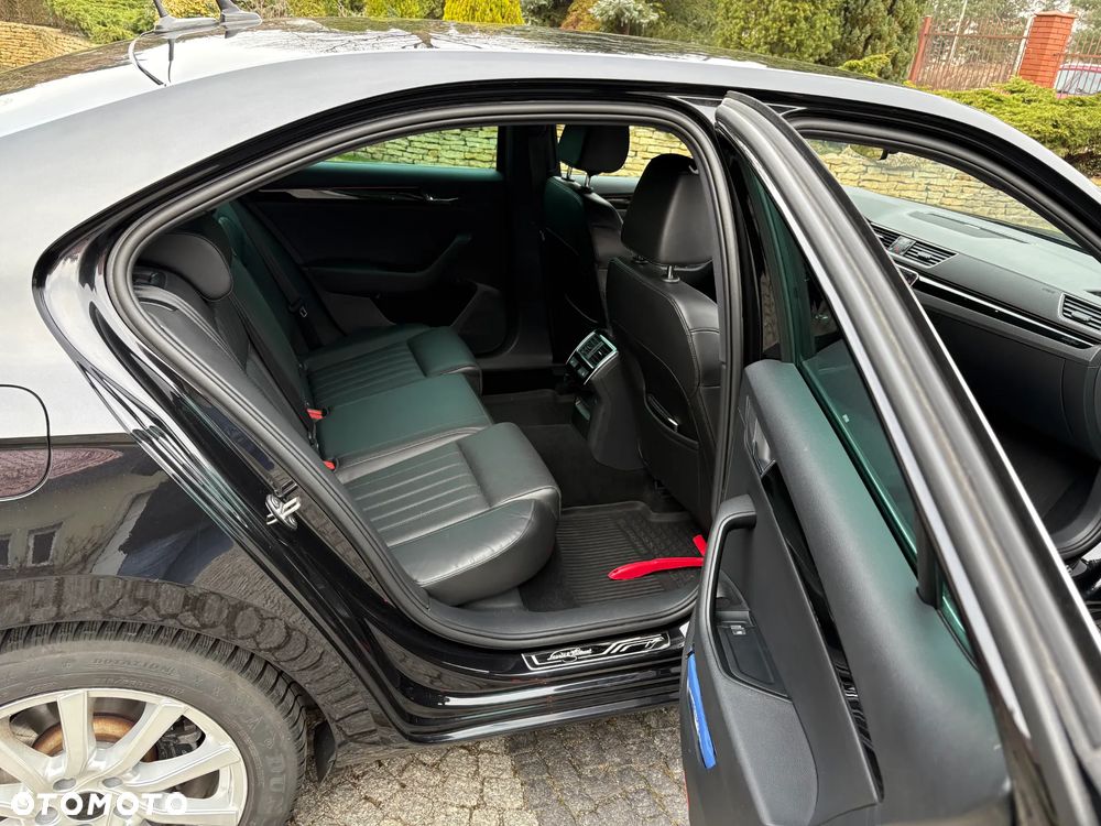 Skoda Superb 2.0 TDI 4x4 L&K DSG - 13
