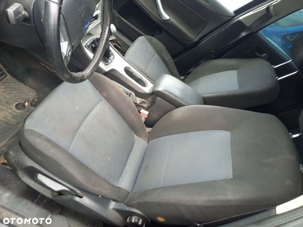 części FORD MONDEO MK4 1.8TDCI 2008r kombi FOTELE KANAPA - 1