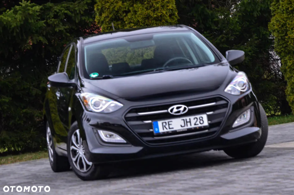 Hyundai i30 1.4 Comfort - 12