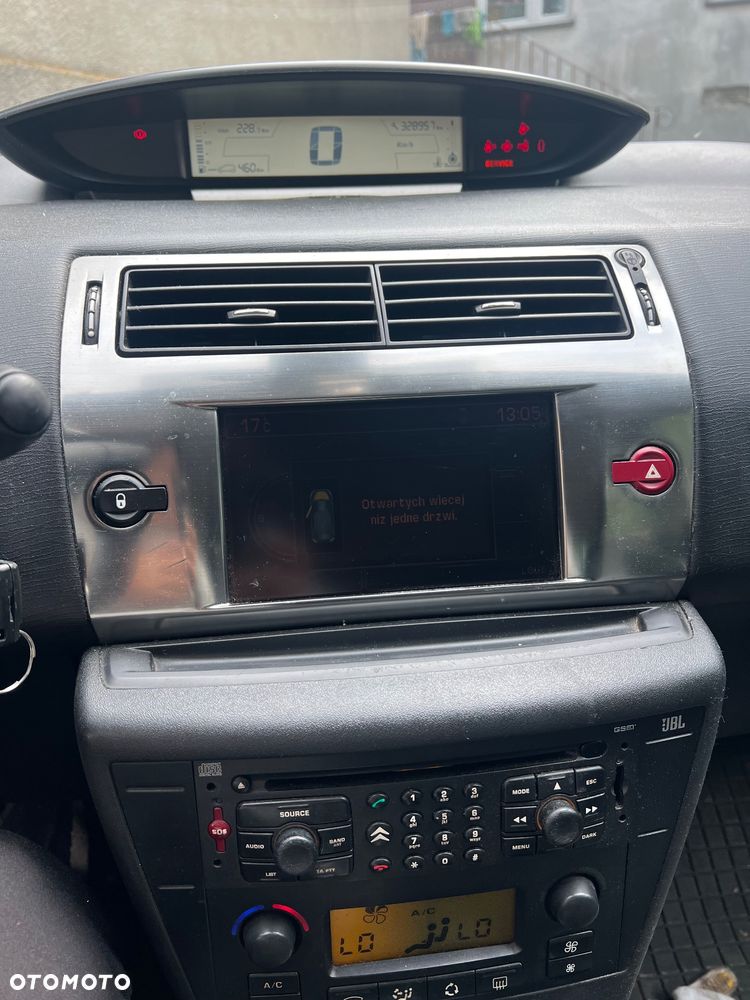 Citroën C4 2.0 HDi Exclusive - 8
