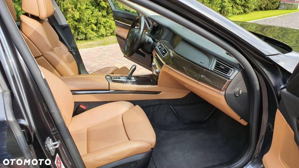 BMW Seria 7 730d - 5