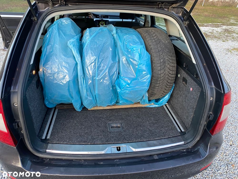 Skoda Superb 2.0 TDI Exclusive - 17