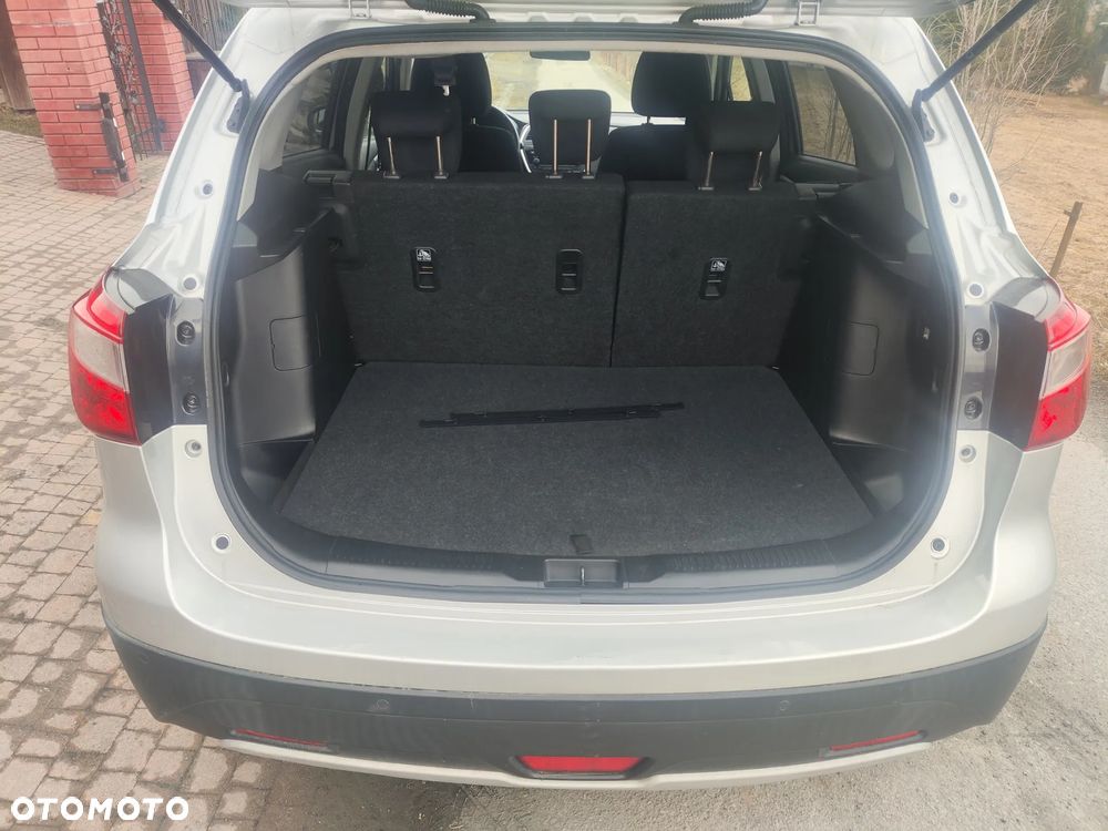 Suzuki SX4 S-Cross 1.6 VVT CVT 4x4 Comfort - 13