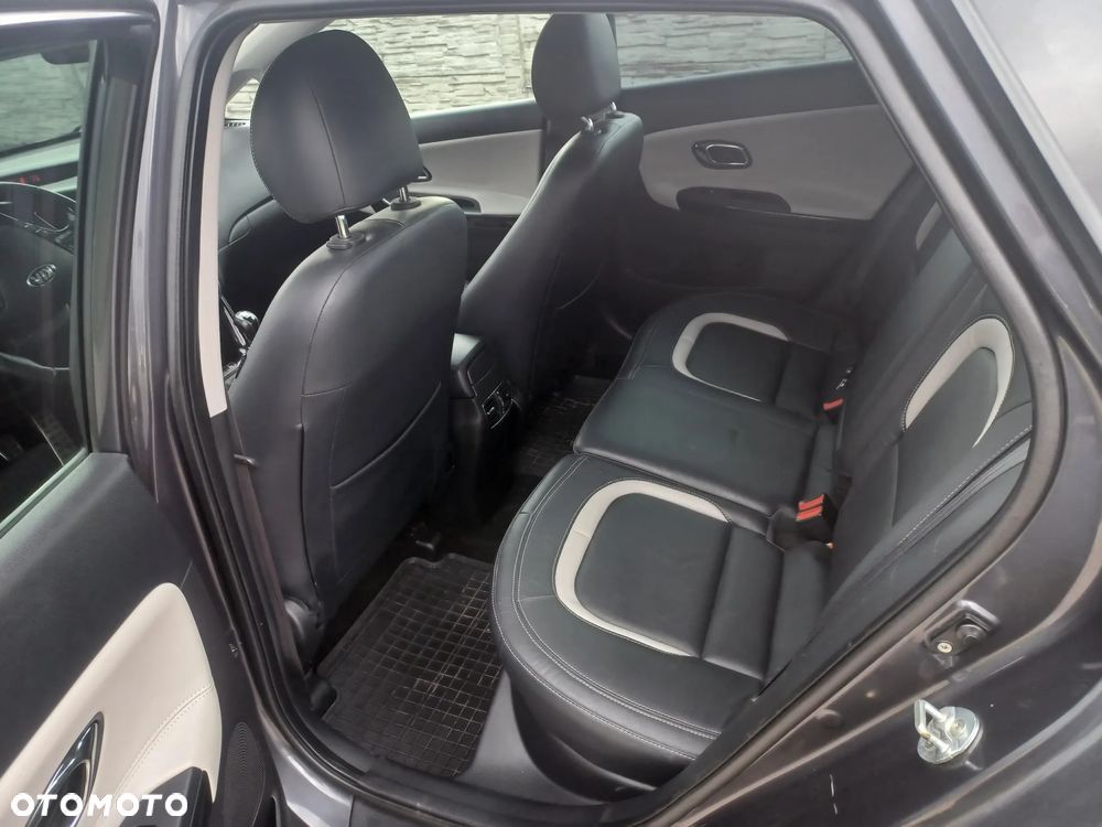 Kia Ceed - 5