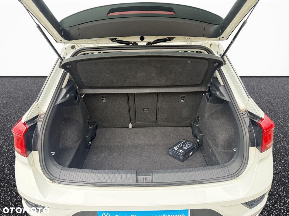 Volkswagen T-Roc - 32