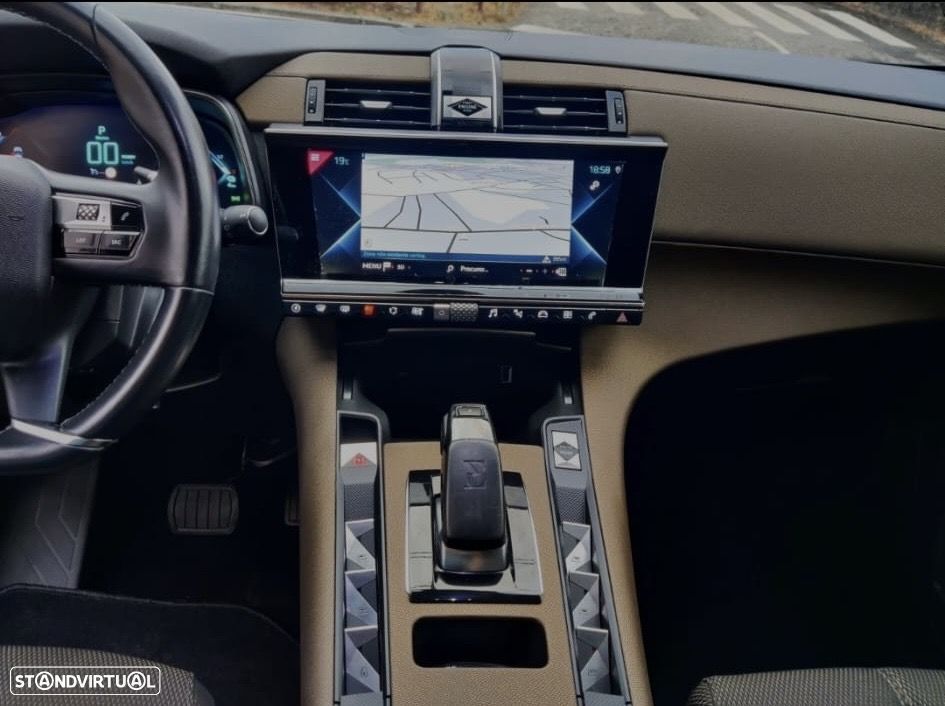 DS DS7 Crossback 4x4 Rivoli - 3