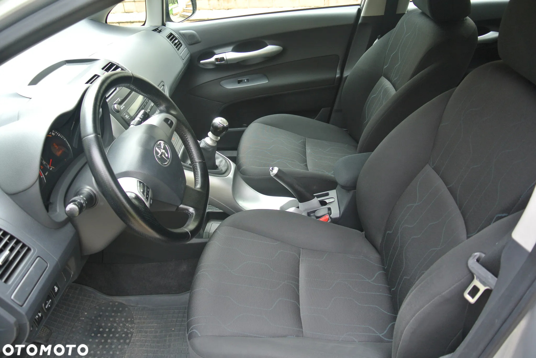 Toyota Auris 1.4 D-4D Premium - 10