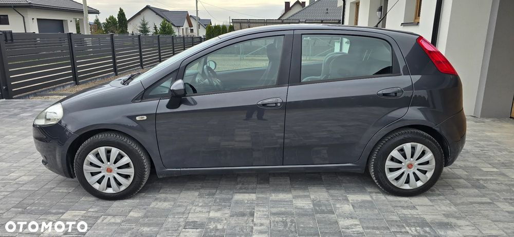 Fiat Grande Punto - 2