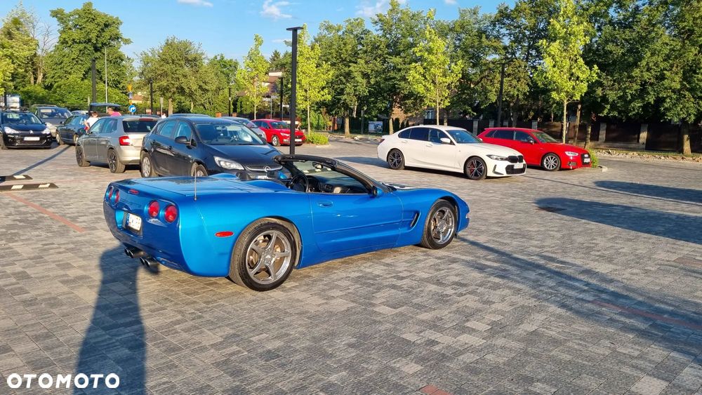 Chevrolet Corvette - 7