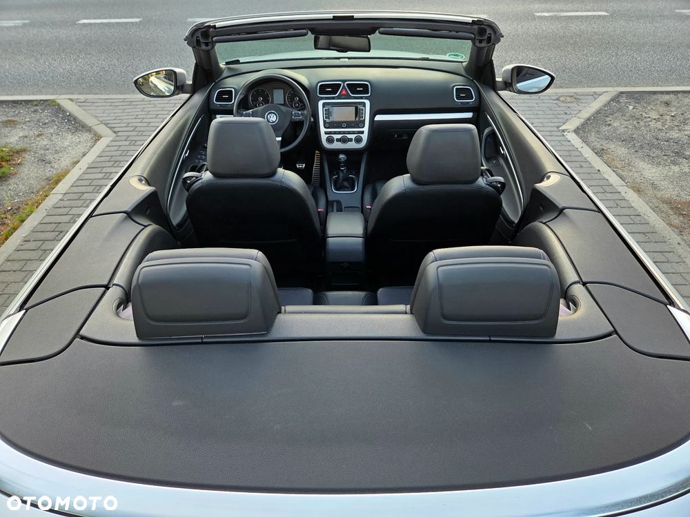 Volkswagen Eos 2.0 TDI DPF BlueMotion Technology Cup - 17