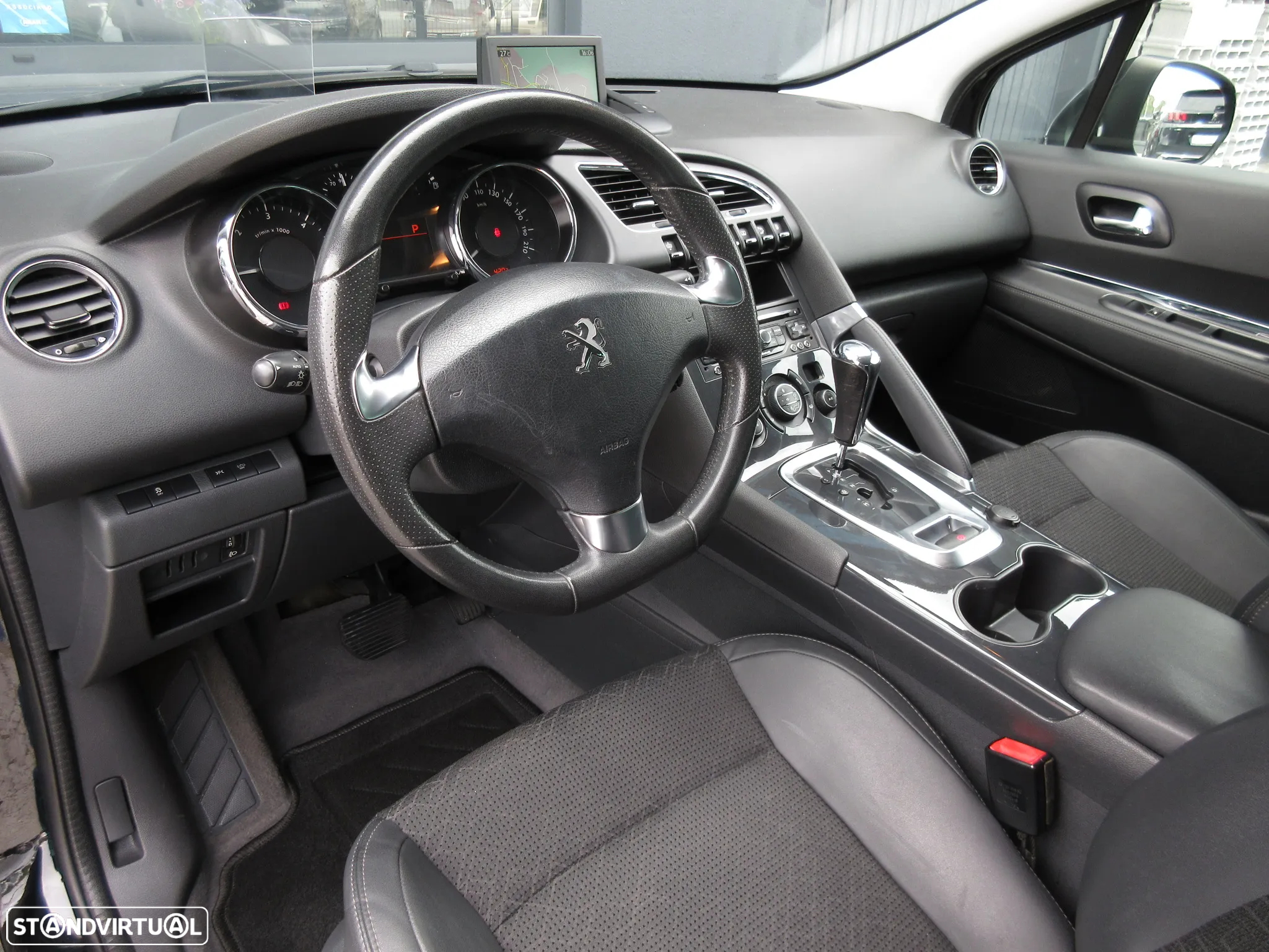 Peugeot 3008 1.6 BlueHDi Allure EAT6 - 18