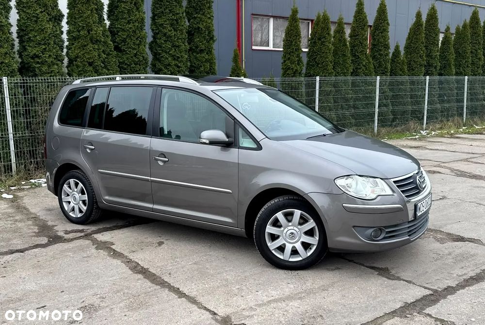 Volkswagen Touran 2.0 TDI Highline - 3