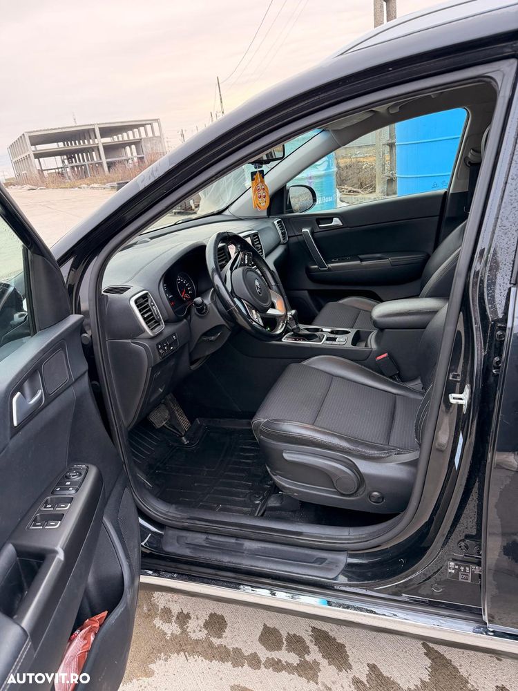 Kia Sportage 1.6 DSL MHEV 7DCT HP 4x2 Business Line - 8