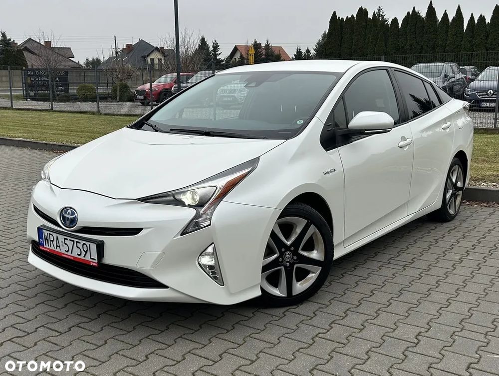 Toyota Prius Hybrid Executive - 1