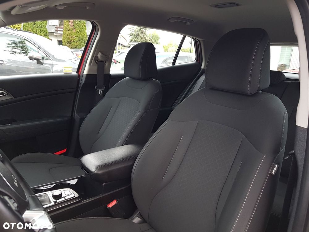 Kia Sportage 1.6 T-GDI MHEV M 2WD DCT - 10