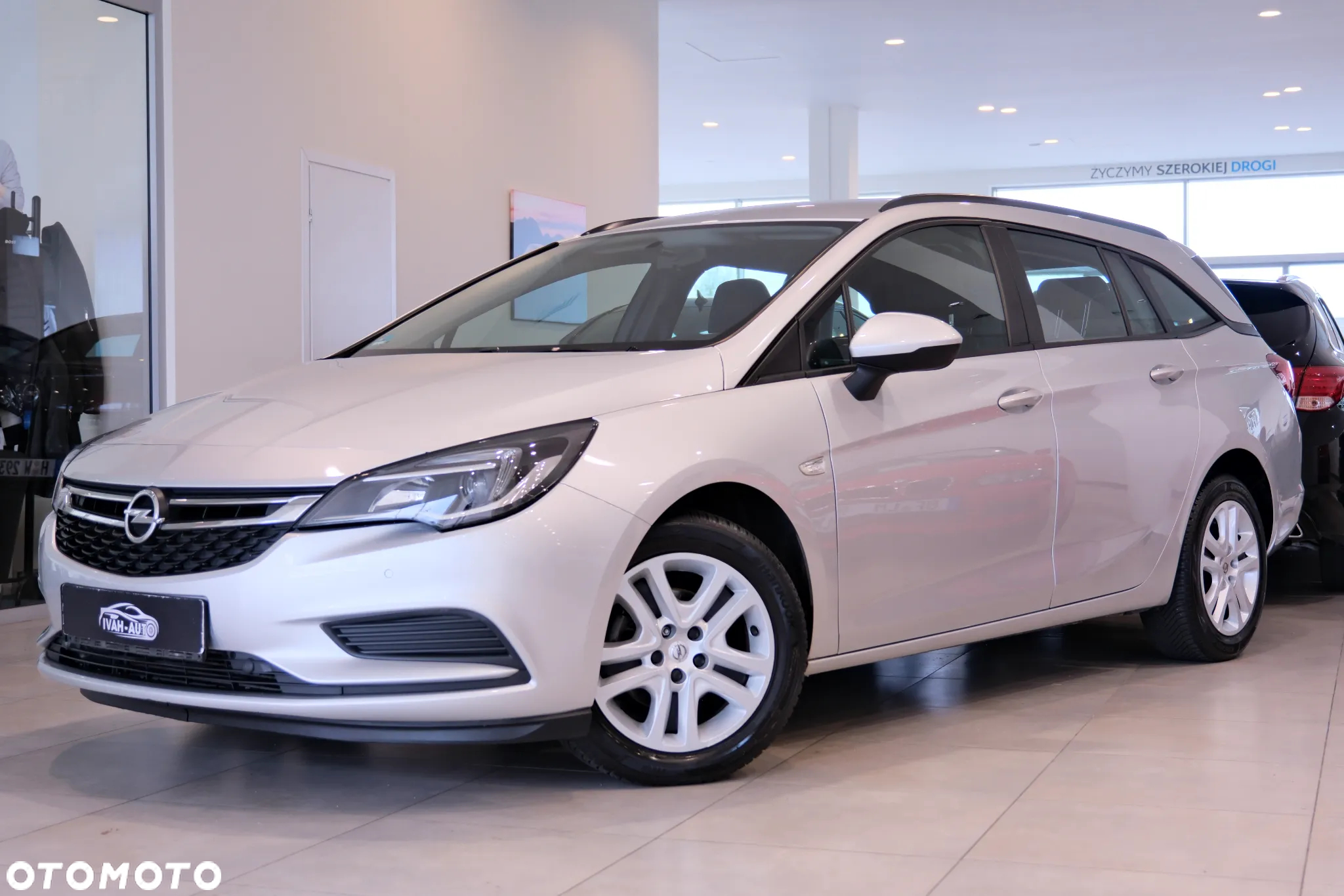 Opel Astra 1.6 CDTI Active - 20
