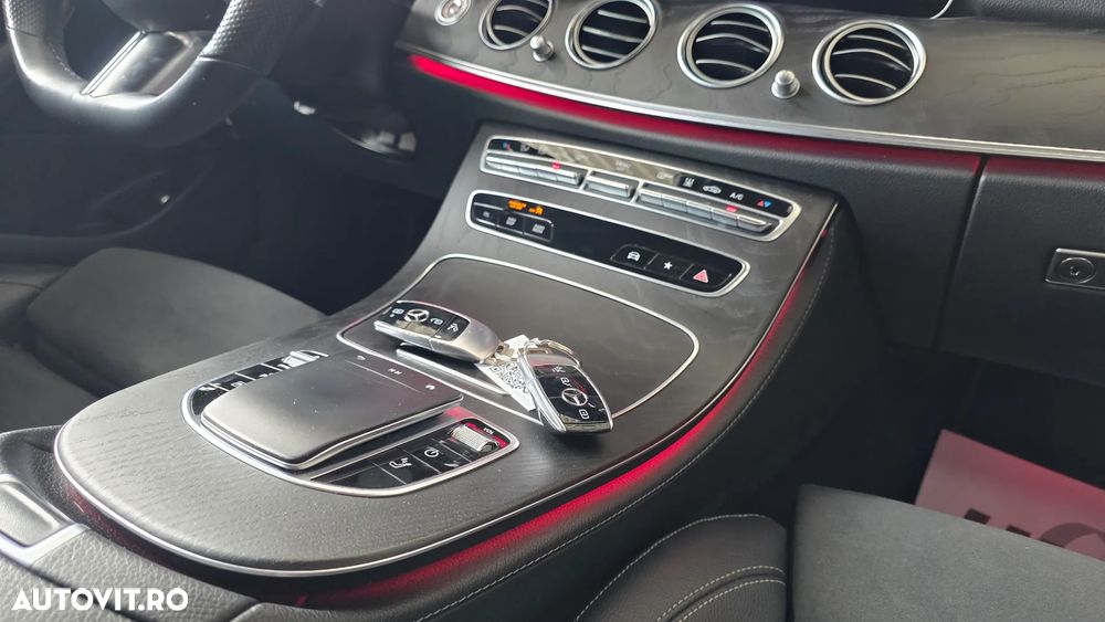 MERCEDES-BENZ E-Class 2021 — imagine 35