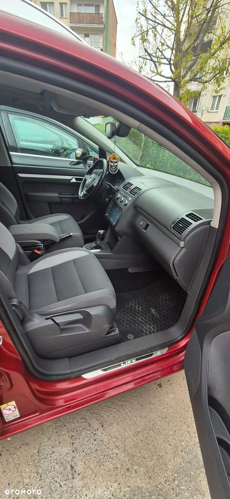 Volkswagen Touran 2.0 TDI DPF DSG Comfortline - 8