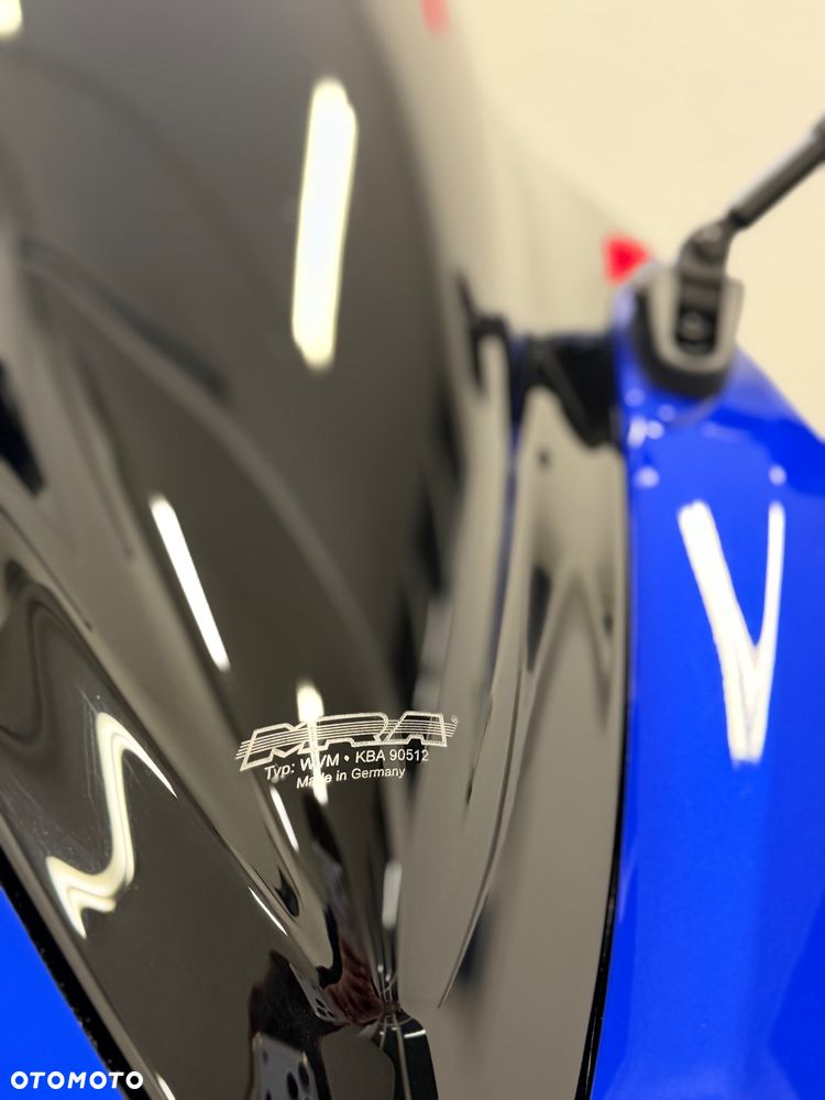 Yamaha R1 - 14