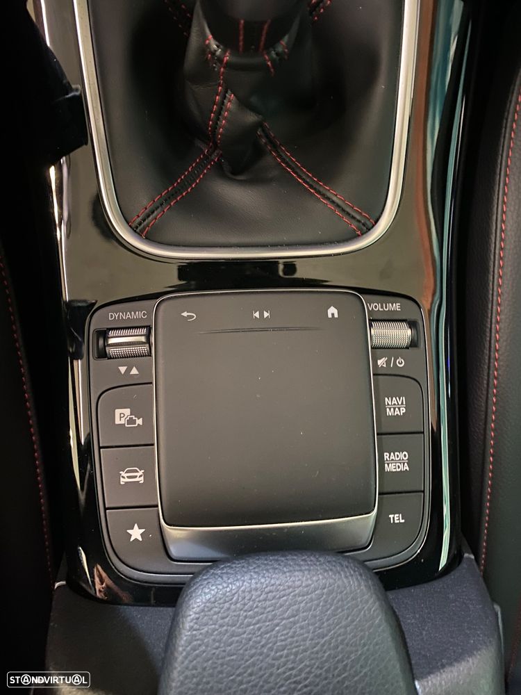 Mercedes-Benz A 160 AMG Line - 13