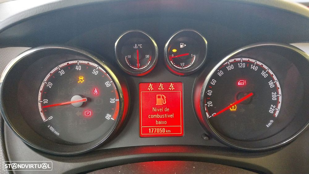 Opel Meriva 1.4 T FlexFuel 137g - 8