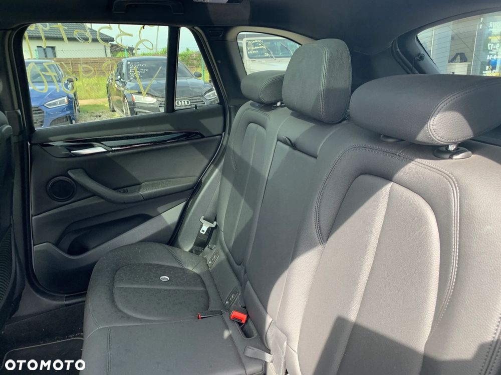 BMW X1 - 17