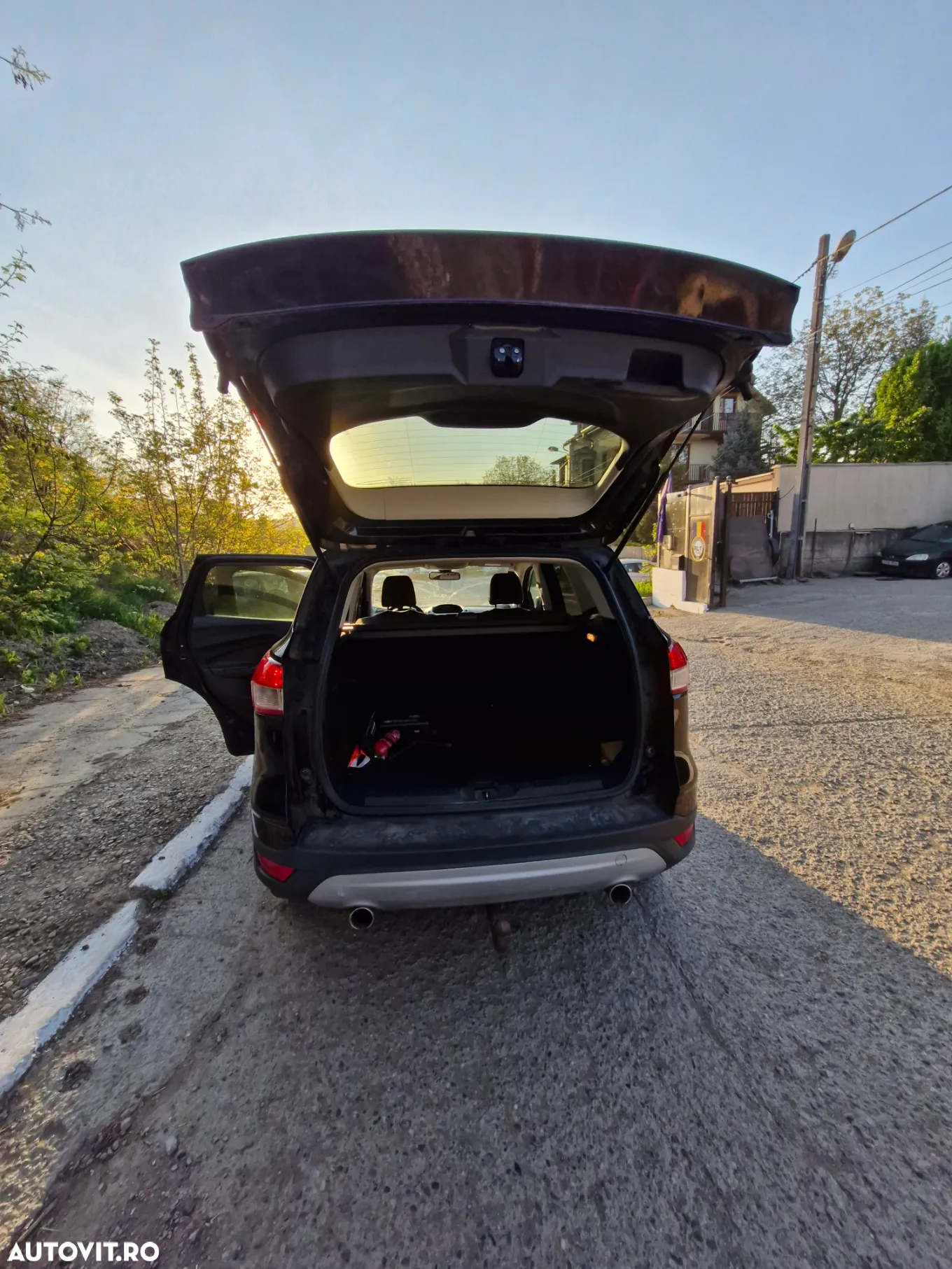 Ford Kuga - 8