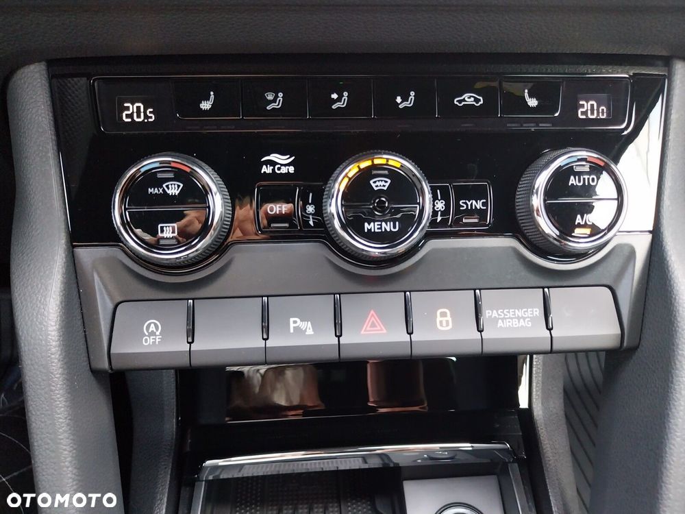 Skoda Karoq 1.5 TSI ACT Sportline DSG - 29