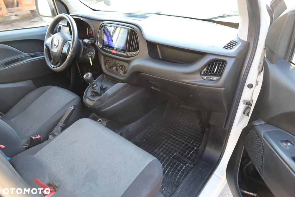 Fiat DOBLO - 24