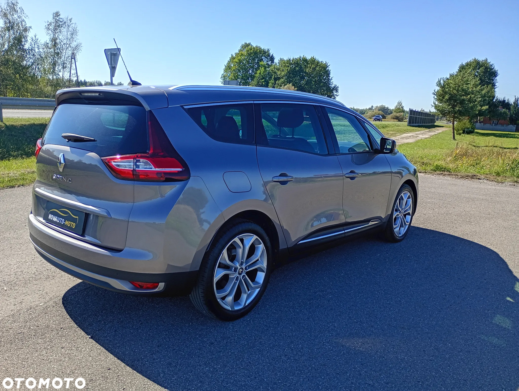 Renault Scenic ENERGY TCe 130 S&S LIMITED - 6