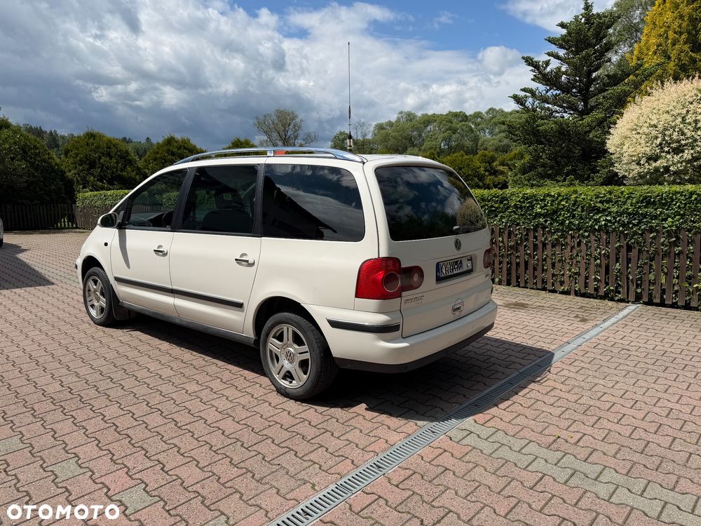 Volkswagen Sharan 1.8T Comfortline - 5