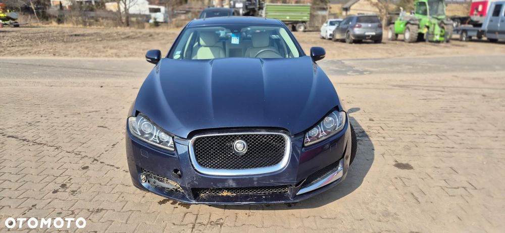 Jaguar XF - 2