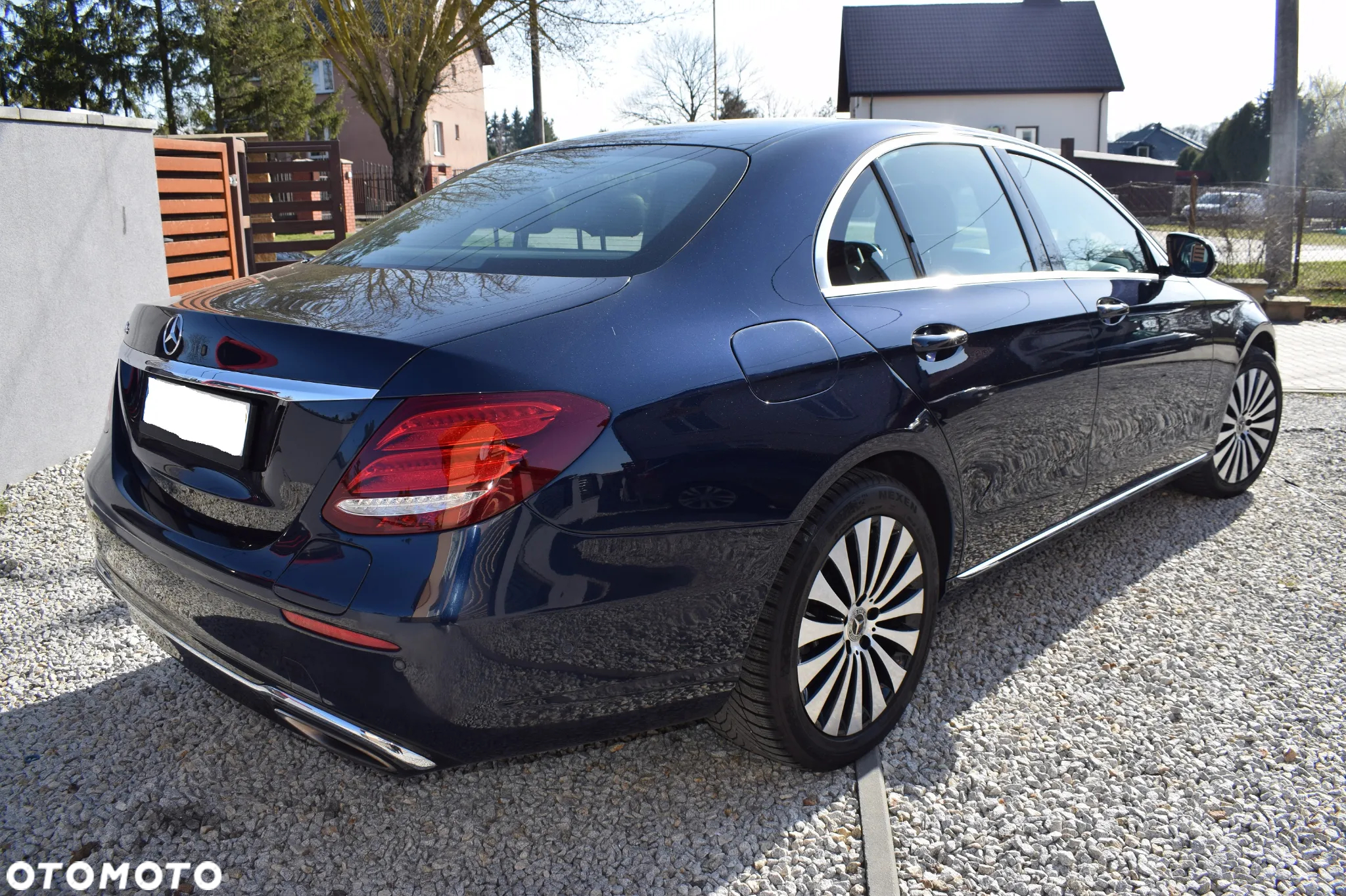 Mercedes-Benz Klasa E ver-350e-9g--tronic-avantgarde - 6