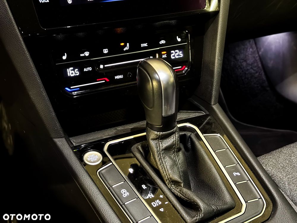 Volkswagen Passat 2.0 TDI EVO Business DSG - 12