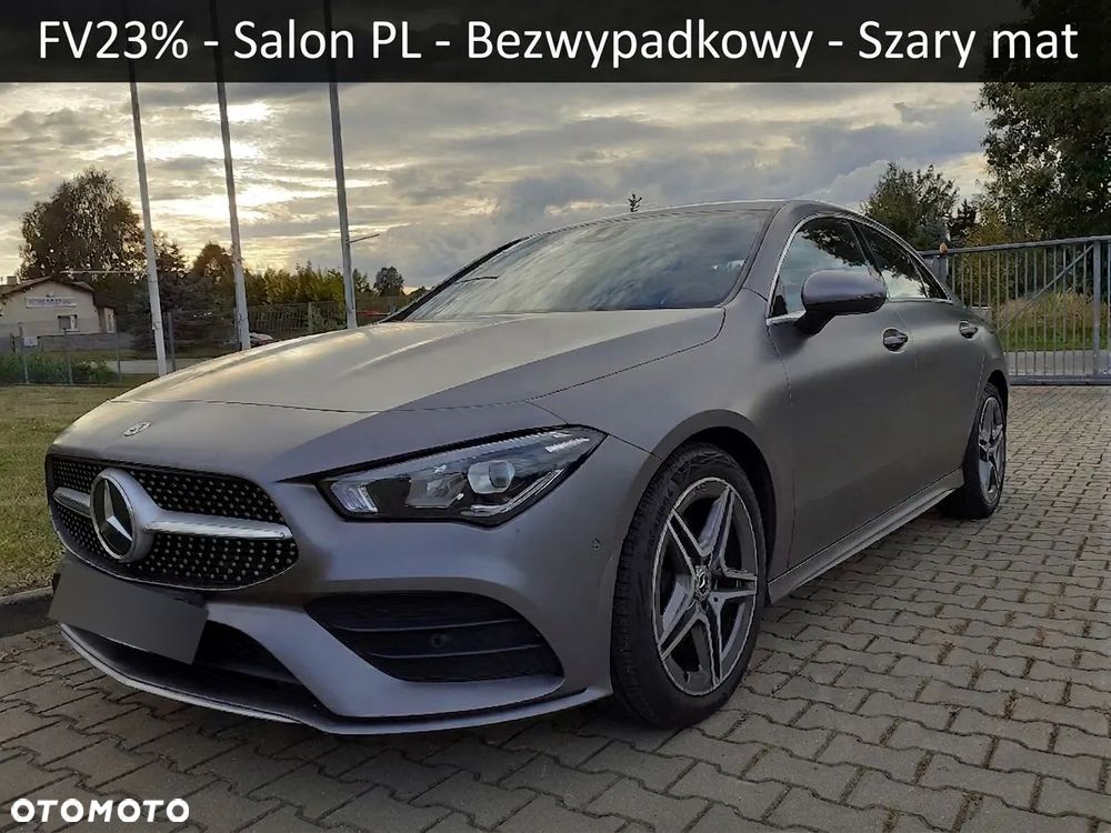 Mercedes-Benz CLA 180 AMG Line - 1