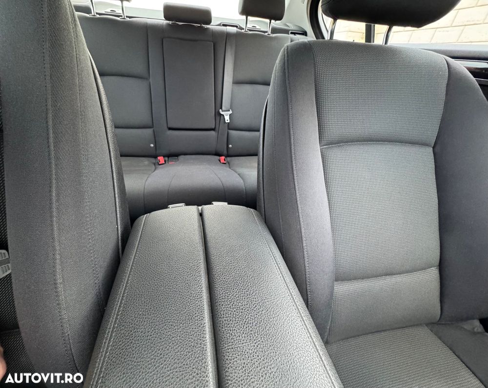 BMW Seria 5 520i Aut. Modern Line - 8