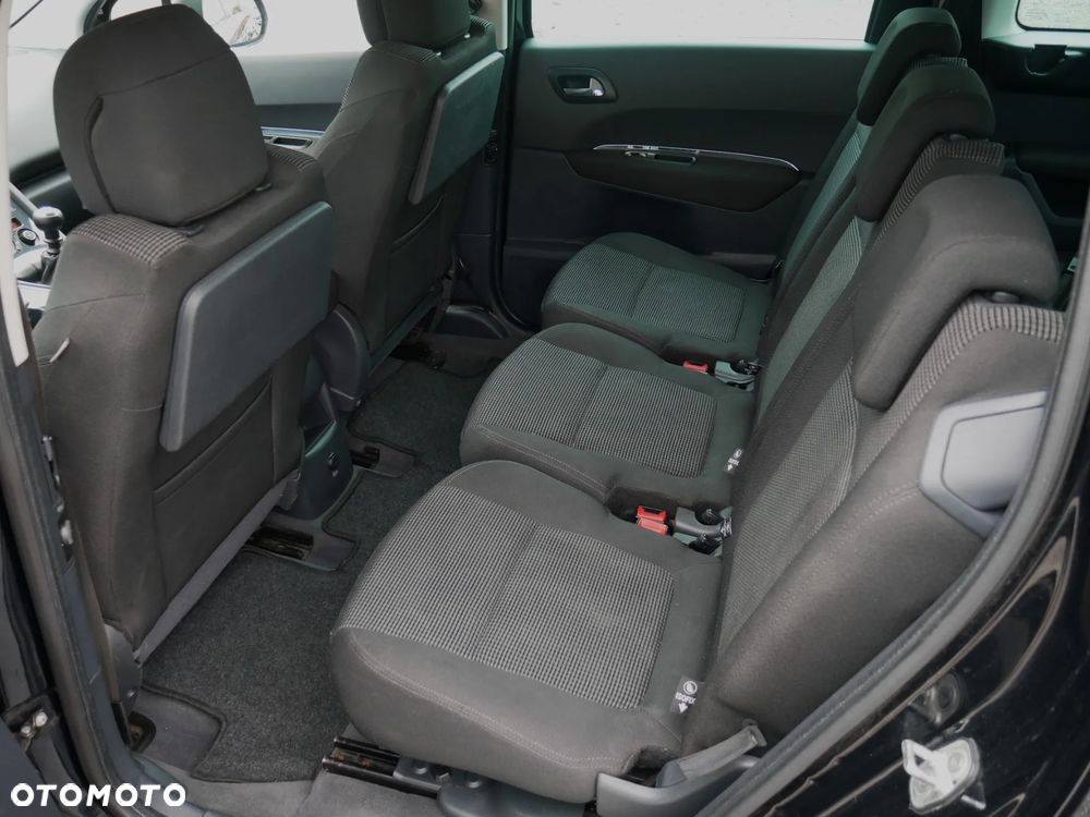Peugeot 5008 1.6 HDi Premium - 24