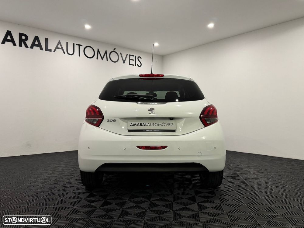 Peugeot 208 1.6 BlueHDi Style - 8