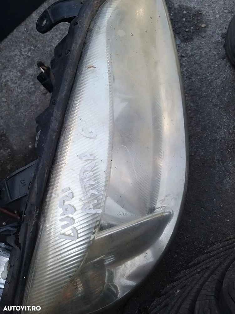 Far pentru Opel Astra G cod: 90520878 - 1