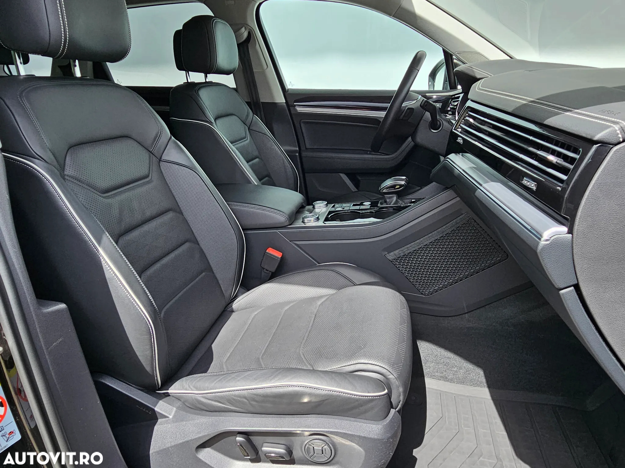 Volkswagen Touareg V6 TDI Elegance - 15